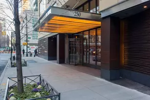 250 E 53rd St, New York City, NY 10022 - Photo 17