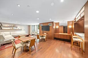 250 E 53rd St, New York City, NY 10022 - Photo 13