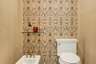 176 Irwin St, New York City, NY 11235 - Photo 21