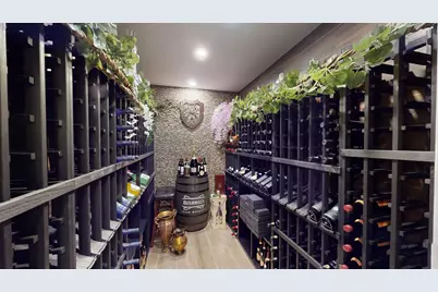 176 Irwin Street, New York City, NY 11235 - Photo 9