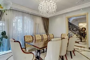 176 Irwin St, New York City, NY 11235 - Photo 19