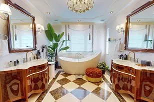 176 Irwin St, New York City, NY 11235 - Photo 7