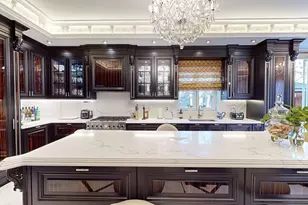 176 Irwin St, New York City, NY 11235 - Photo 5