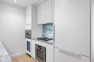 250 E 25th St, New York City, NY 10010 - Photo 3