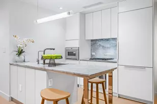 250 E 25th St, New York City, NY 10010 - Photo 1