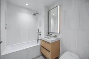 250 E 25th St, New York City, NY 10010 - Photo 9