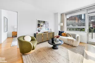 517 W 46th St, New York City, NY 10036 - Photo 1