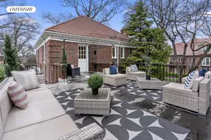 16 Upshaw Rd, New York City, NY 11375 - Photo 15