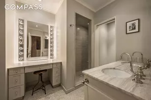 205 W 57th St, New York City, NY 10019 - Photo 11