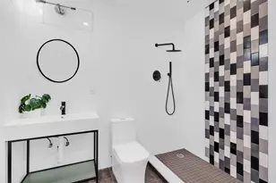 88 Marion St, New York City, NY 11233 - Photo 13