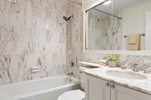 40 E 94th St, New York City, NY 10128 - Photo 11