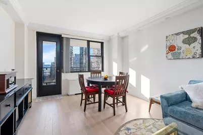 165 W 66th Street #15D, New York, NY 10023 - Photo 3