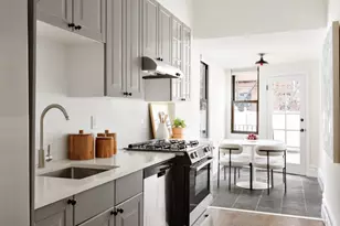 302 Weirfield St, New York City, NY 11237 - Photo 25