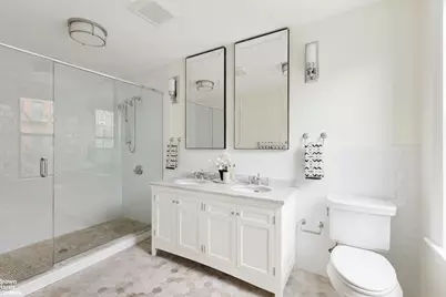 302 Weirfield Street, New York City, NY 11237 - Photo 13