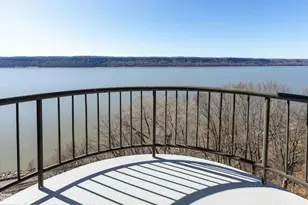 2521 Palisade Ave, New York City, NY 10463 - Photo 3