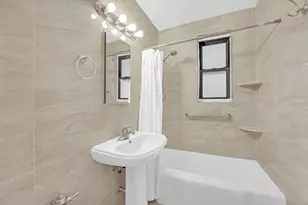 34-20 78th St, New York City, NY 11372 - Photo 3
