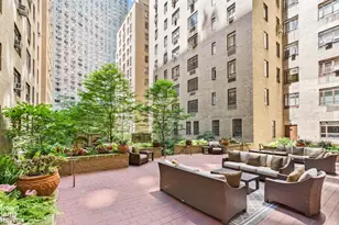 25 Central Prk W, New York City, NY 10023 - Photo 11