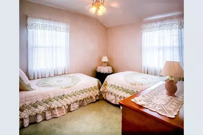 84-25 249th Street, New York City, NY 11426 - Photo 3