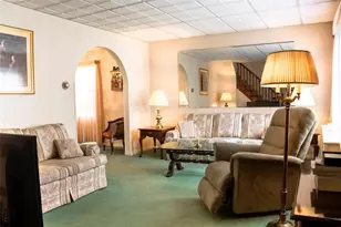 84-25 249th St, New York City, NY 11426 - Photo 9