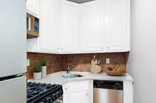 230 E 15th St, New York City, NY 10003 - Photo 5