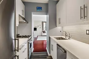 304 E 65th St, New York City, NY 10065 - Photo 7