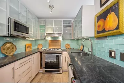 137 E 36th Street #11-B, New York City, NY 10016 - Photo 5
