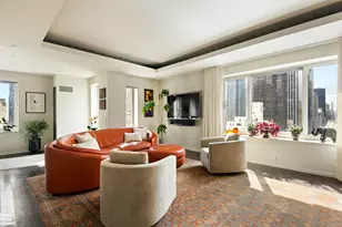 106 Central Park S, New York City, NY 10019 - Photo 17