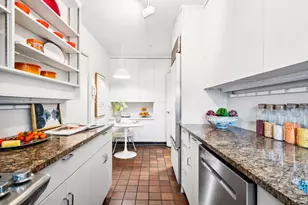 1050 5th Ave, New York City, NY 10028 - Photo 9