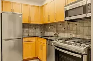 55 W 83rd St, New York City, NY 10024 - Photo 3