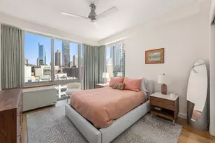 225 W 60th St, New York City, NY 10023 - Photo 5