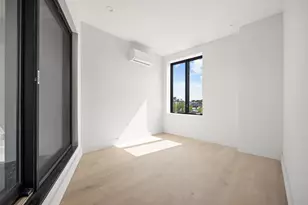 1048 Flushing Ave, New York City, NY 11237 - Photo 15