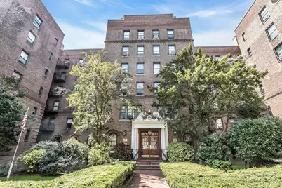 83-80 118th Street #3P, New York City, NY 11415 - Photo 1