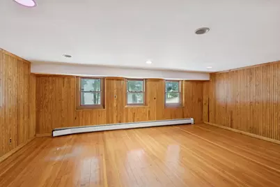 1197 Todt Hill Road, New York City, NY 10304 - Photo 11