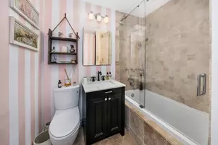 207 E 74th St, New York City, NY 10021 - Photo 7