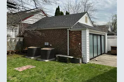 50-05 212th Street, New York City, NY 11364 - Photo 5