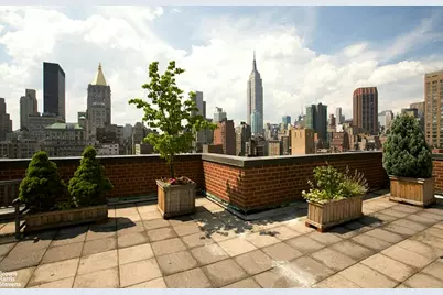 200 E 27th Street #11L, New York City, NY 10016 - Photo 17