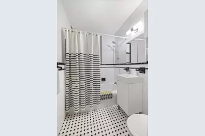 221 E 18th Street #2D, New York City, NY 11226 - Photo 7
