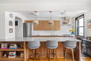 221 E 18th St, New York City, NY 11226 - Photo 3