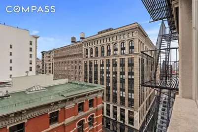 565 Broadway #8W, New York City, NY 10012 - Photo 3