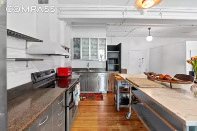 565 Broadway #8W, New York City, NY 10012 - Photo 7