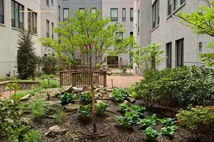 416 W 52nd St, New York City, NY 10019 - Photo 21