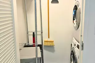 416 W 52nd St, New York City, NY 10019 - Photo 17