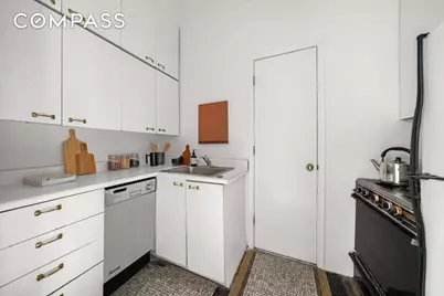874 Broadway #907, New York City, NY 10003 - Photo 15