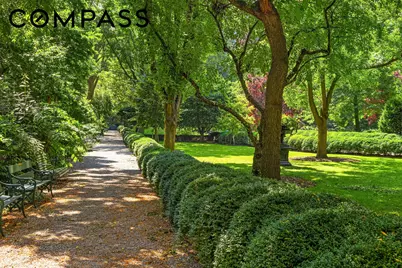 13 Gramercy Park S #4, New York City, NY 10003 - Photo 11