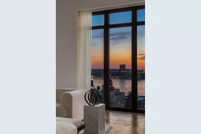 2505 Broadway #PENTHOUSE, New York City, NY 10025 - Photo 9