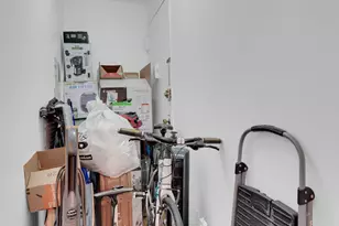 400 E 56th St, New York City, NY 10022 - Photo 19