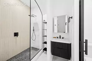 134 W 80th St, New York City, NY 10024 - Photo 3