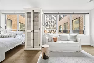 432 W 52nd St, New York City, NY 10019 - Photo 11