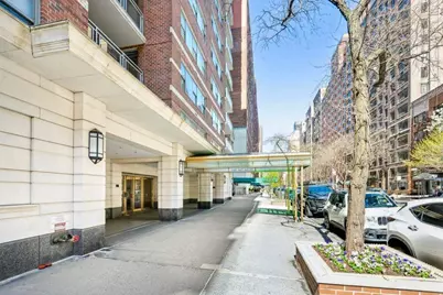 360 E 72nd Street #A701, New York City, NY 10021 - Photo 9