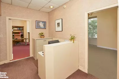 905 5th Avenue #MAISONETTE, New York City, NY 10021 - Photo 9